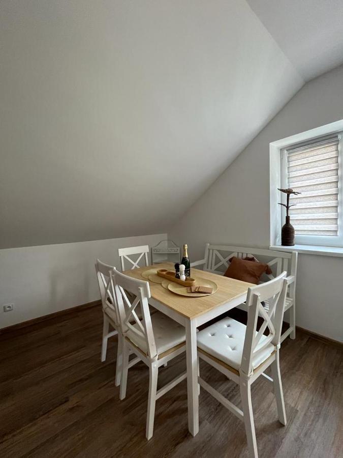 Apartmany Tobias Besiny Exterior photo