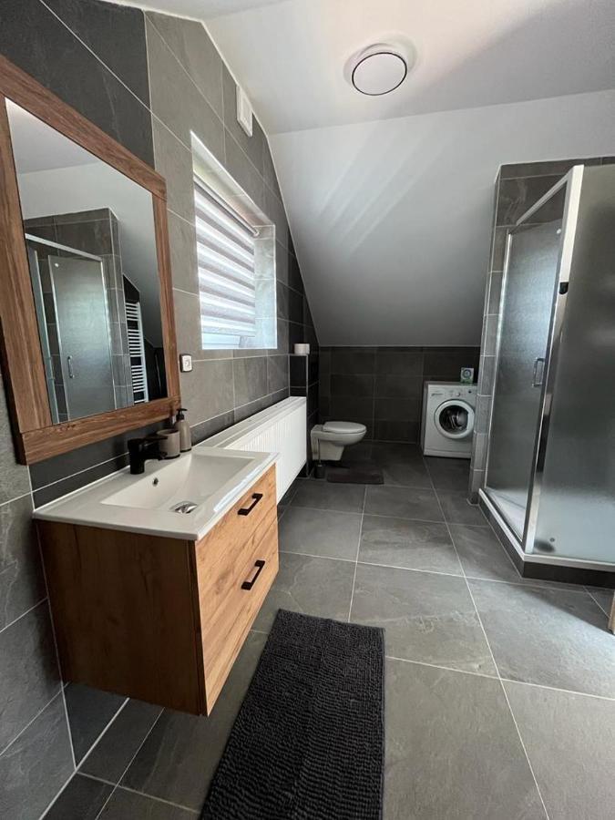 Apartmany Tobias Besiny Exterior photo
