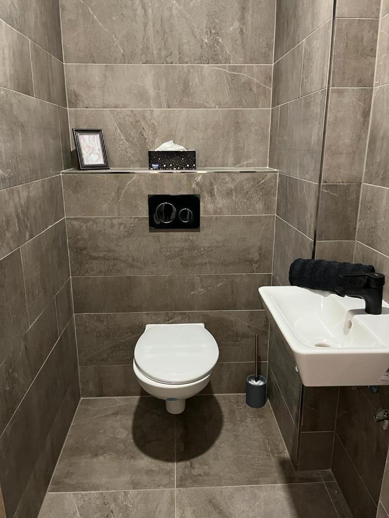 Apartmany Tobias Besiny Exterior photo